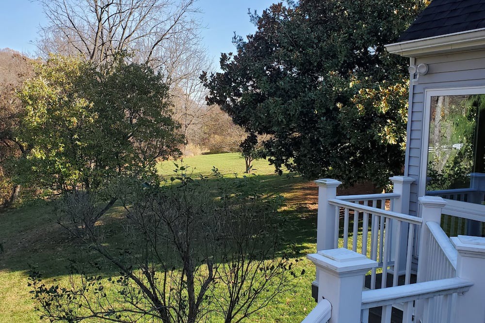 Photo of Patio Balcony in Kemblesville