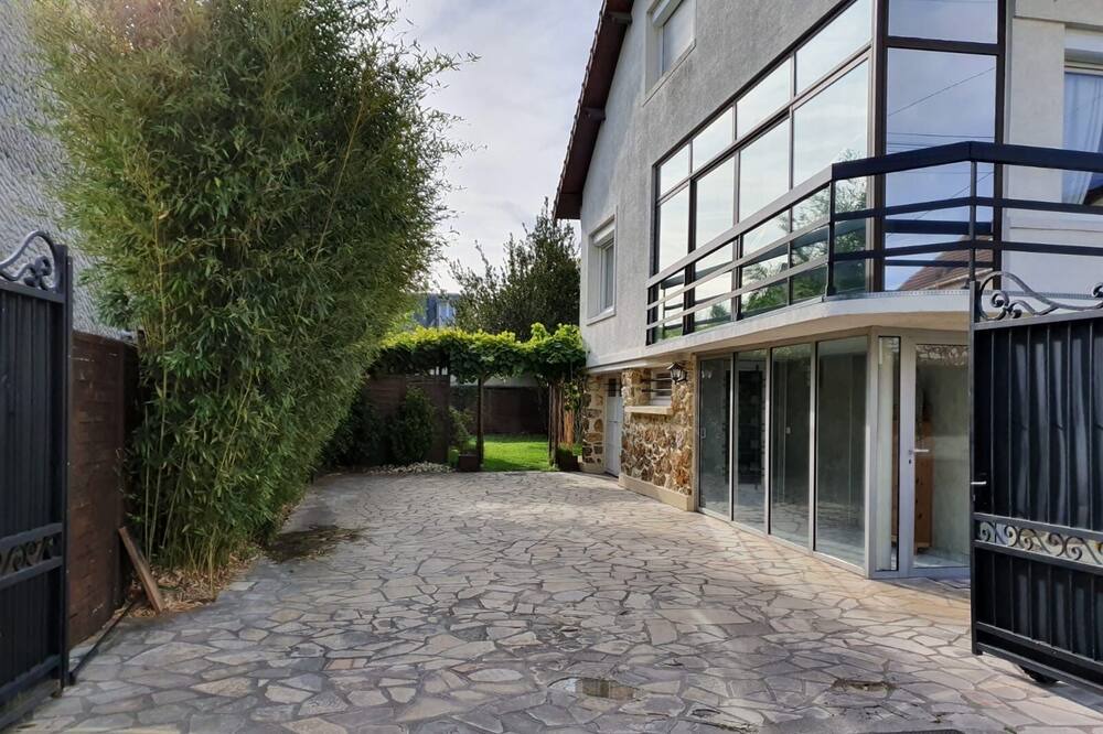Photo of Outdoor in Aulnay-sous-Bois