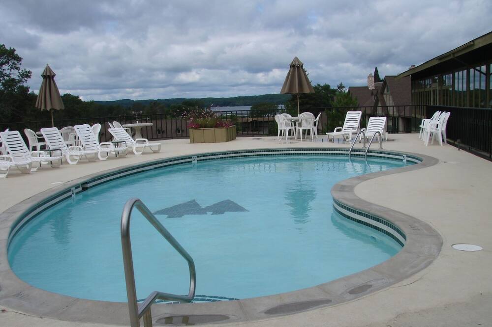 Photo of Outdoor in East Gull Lake