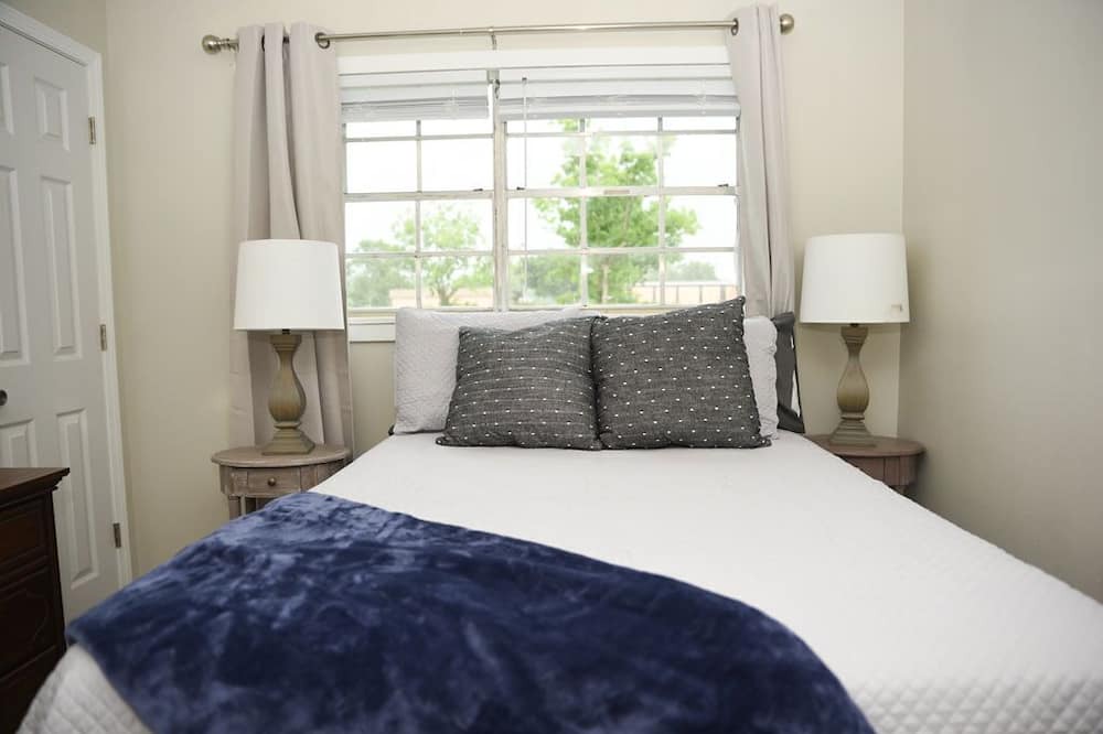 Photo of Bedroom in Grand Bay