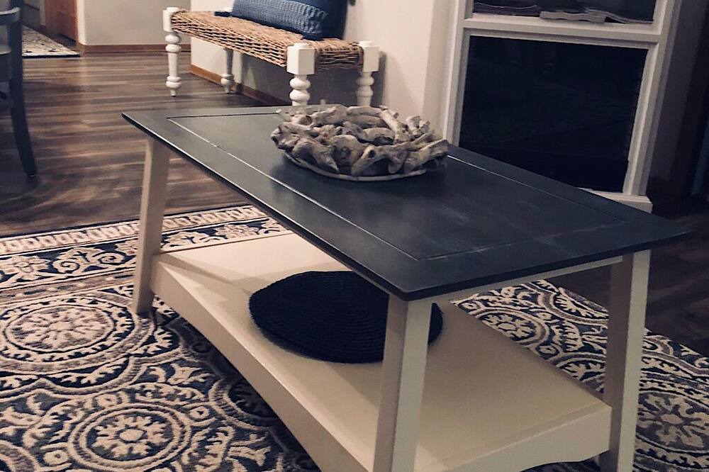 Photo of Livingroom in Egg Harbor