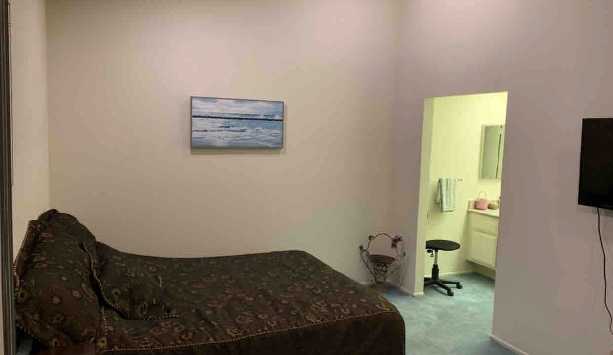 Photo of Bedroom in Warner Center