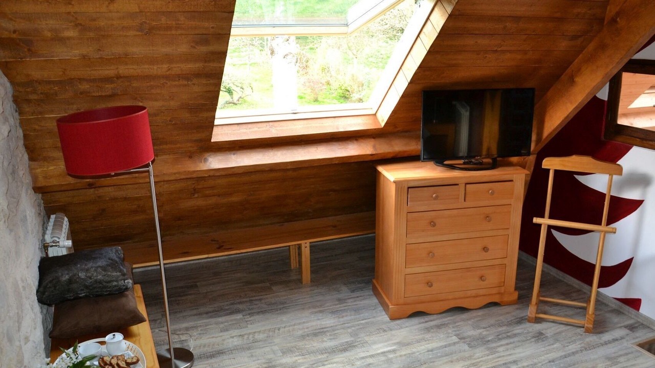 Photo of Bedroom in Vienne-en-Arthies