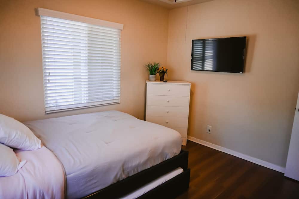 Photo of Bedroom in Moreno Valley