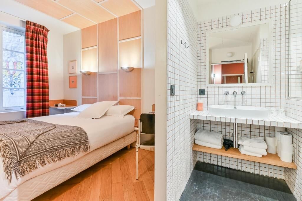 Photo of Bedroom in Saint-Vincent-de-Paul