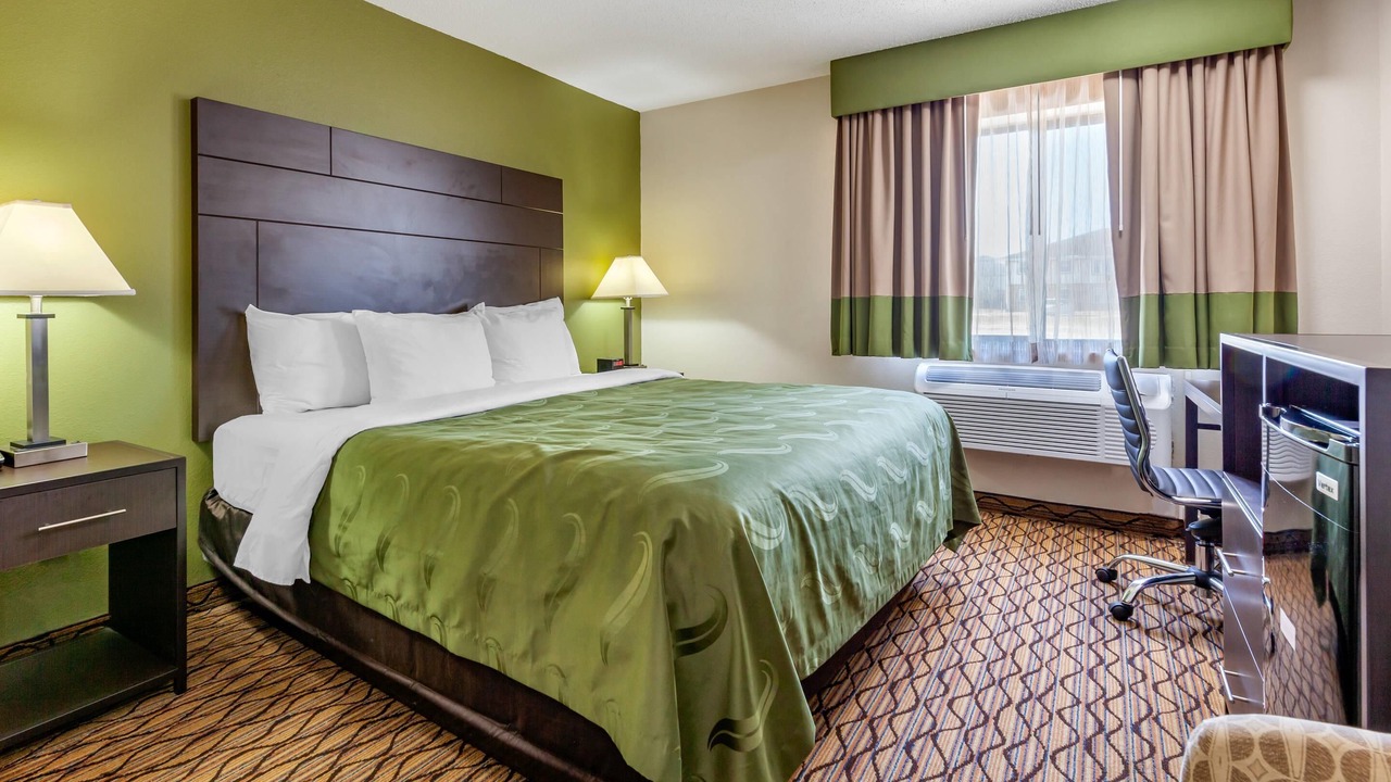 Photo of Bedroom in New London