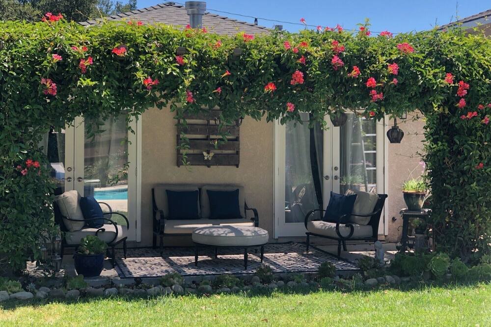 Photo of Outdoor in Oak View