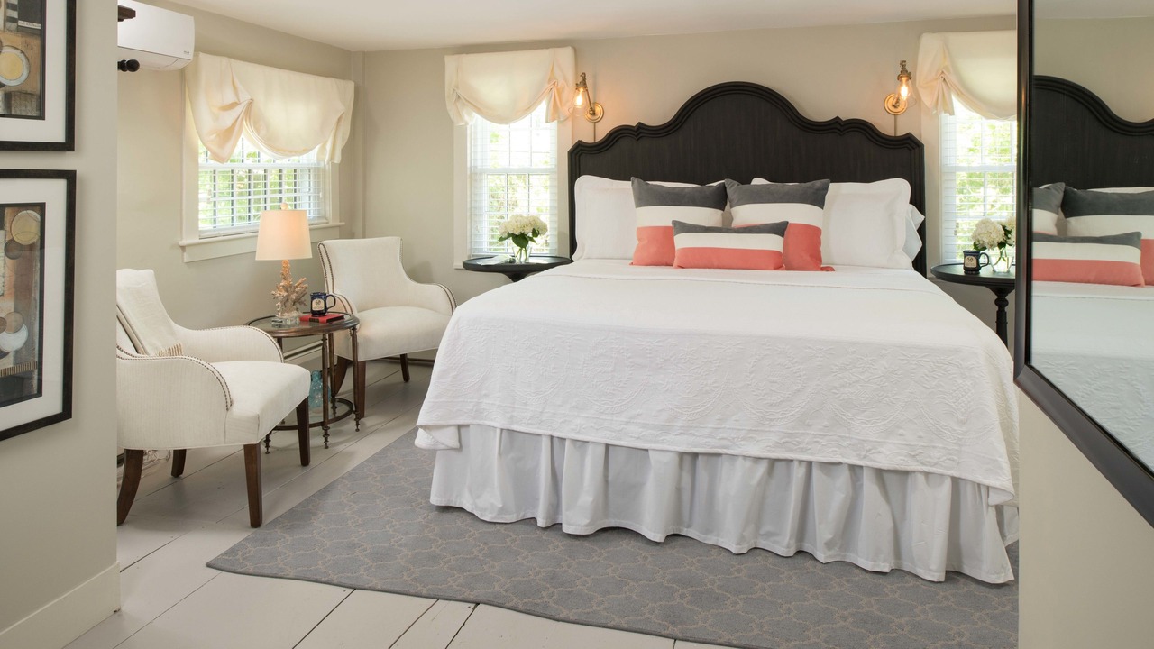 Photo of Bedroom in Yarmouth Port