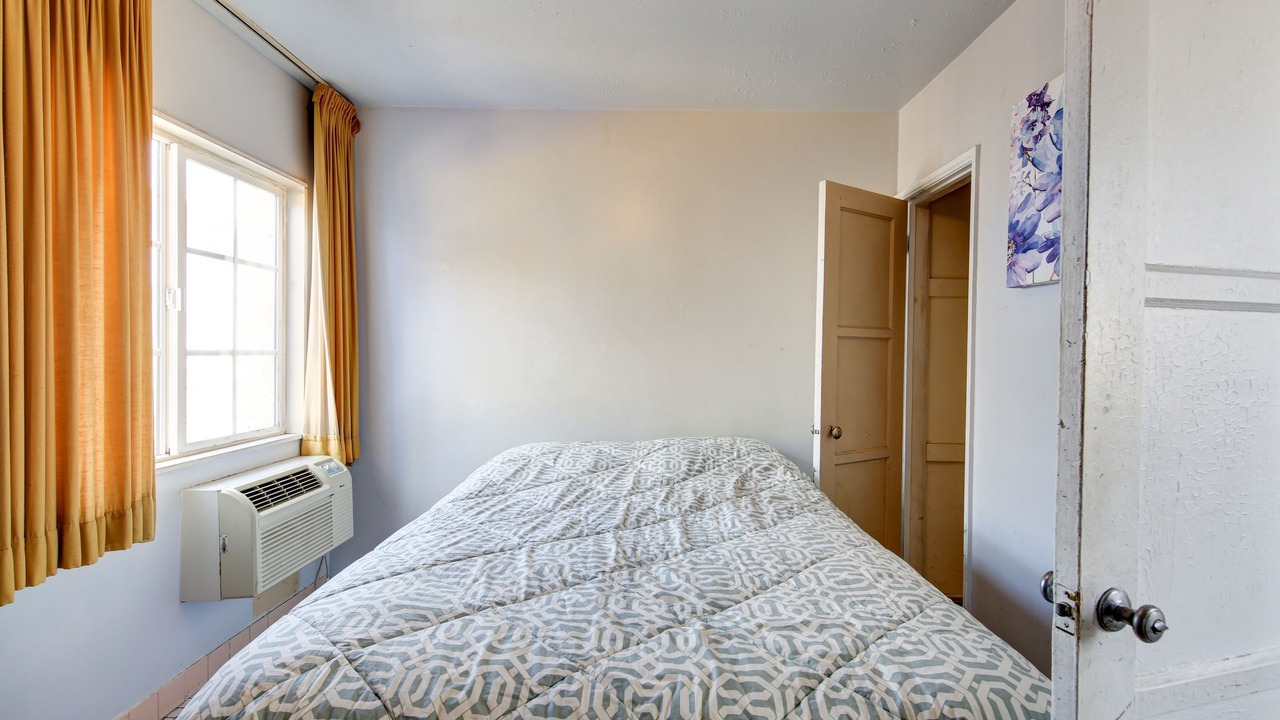 Photo of Bedroom in Sunset Park