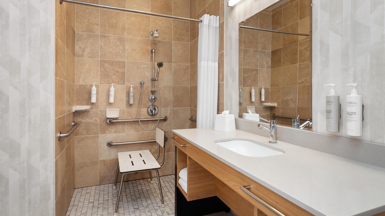 Photo of Bathroom in Alexandria