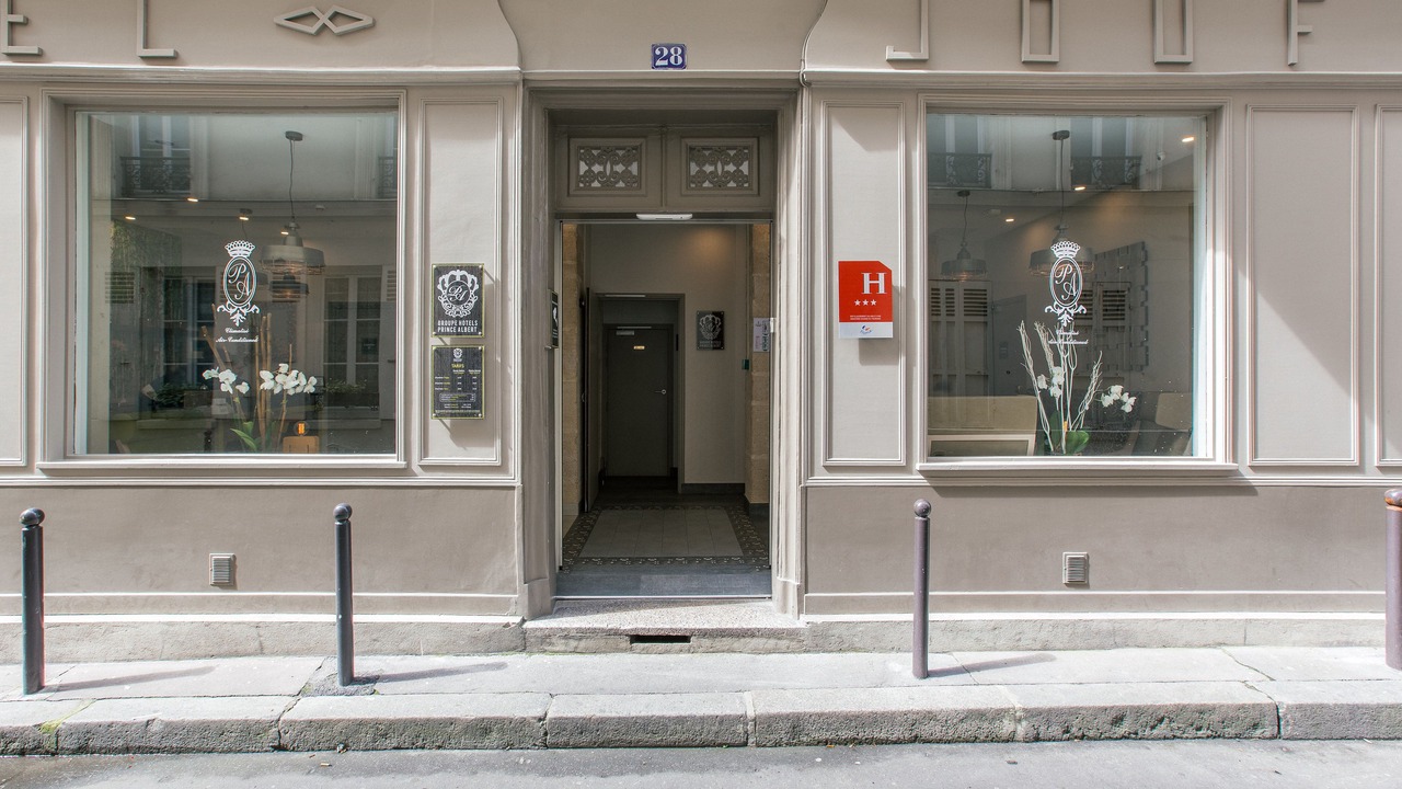 Photo of Outdoor in Batignolles