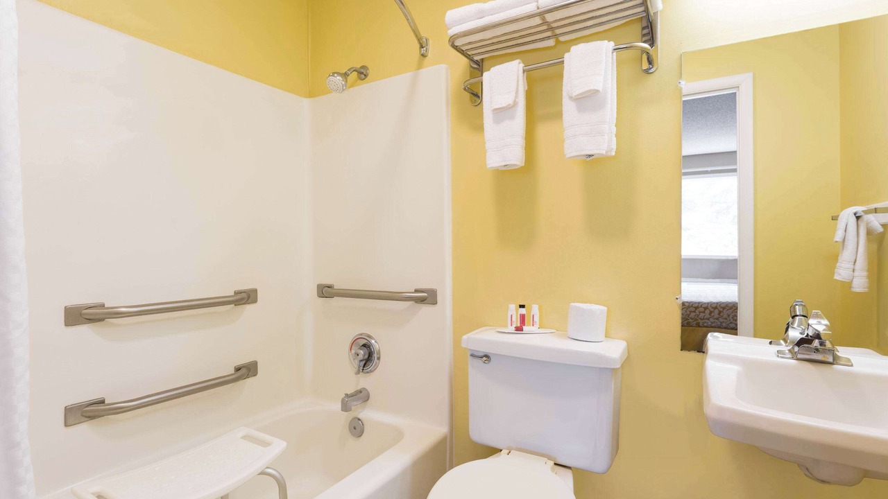 Photo of Bathroom in Chincoteague
