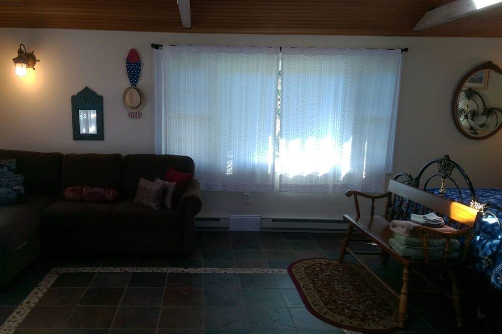 Photo of Livingroom in Falmouth