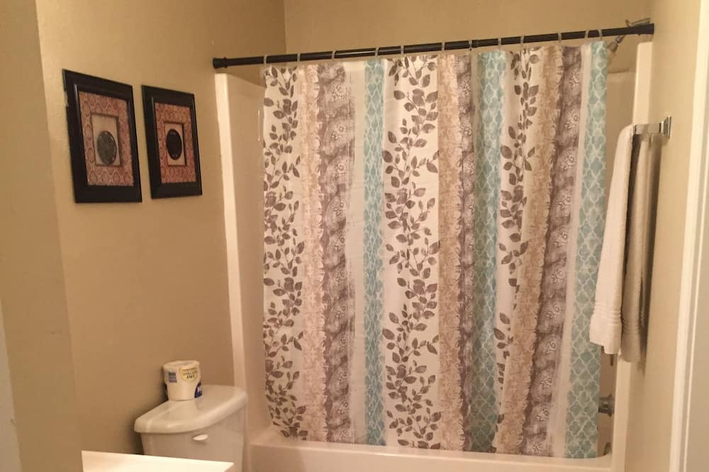 Photo of Bathroom in Gautier