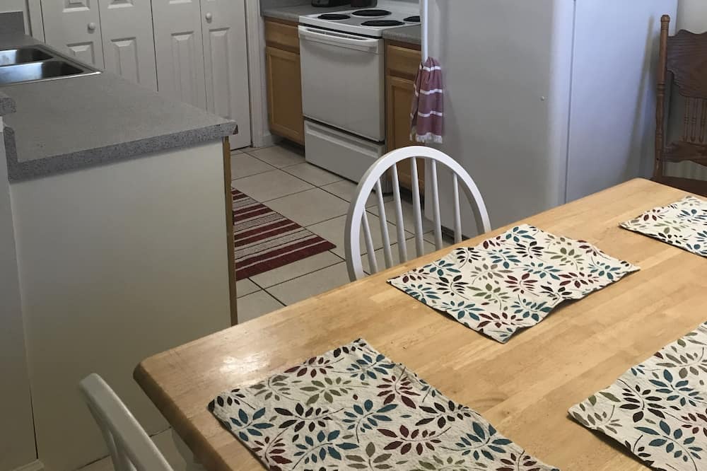 Photo of Kitchen in Gautier