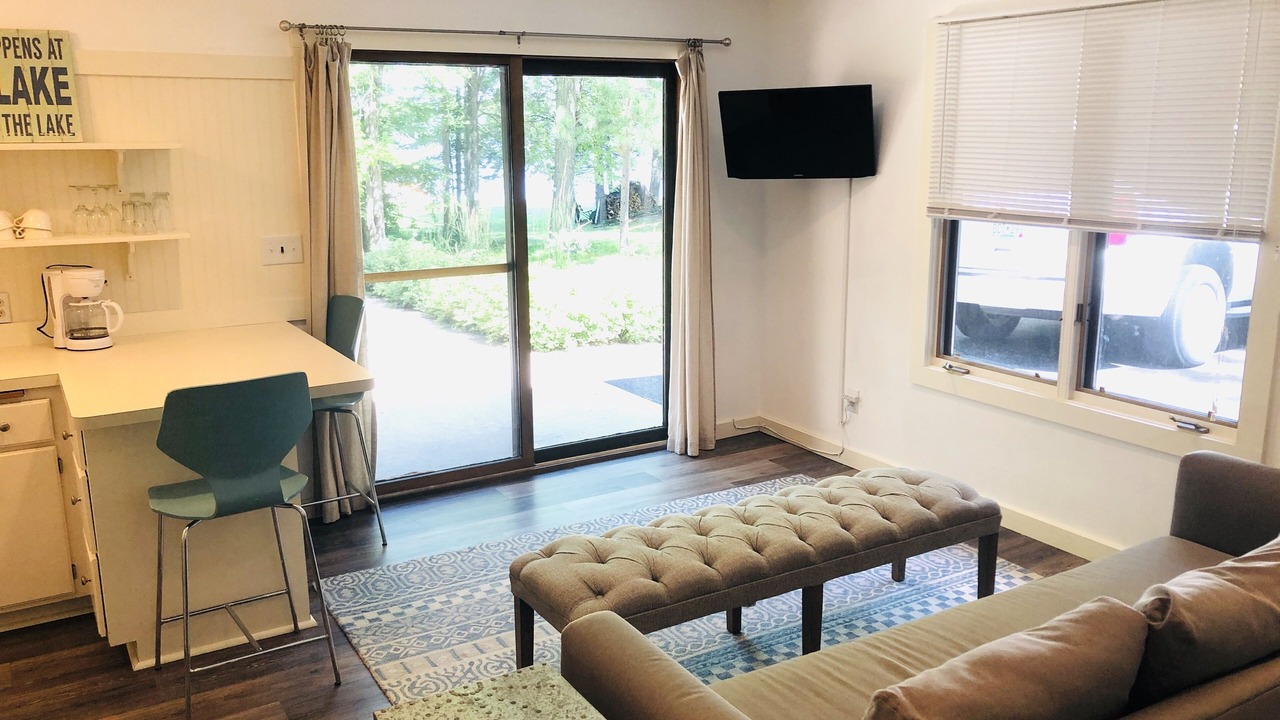 Photo of Livingroom in Emily