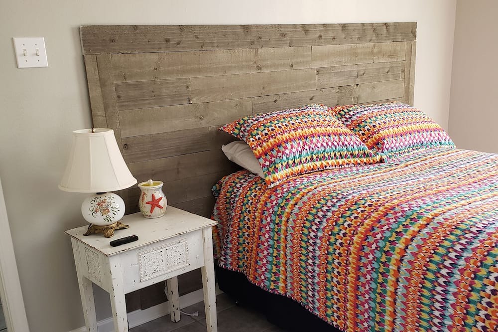 Photo of Bedroom in Waveland