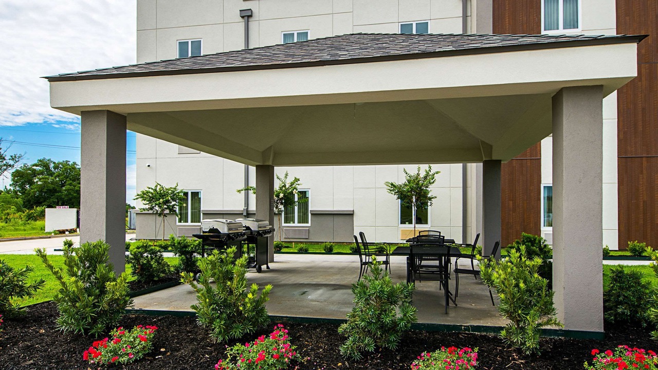 Photo of Outdoor in Geismar