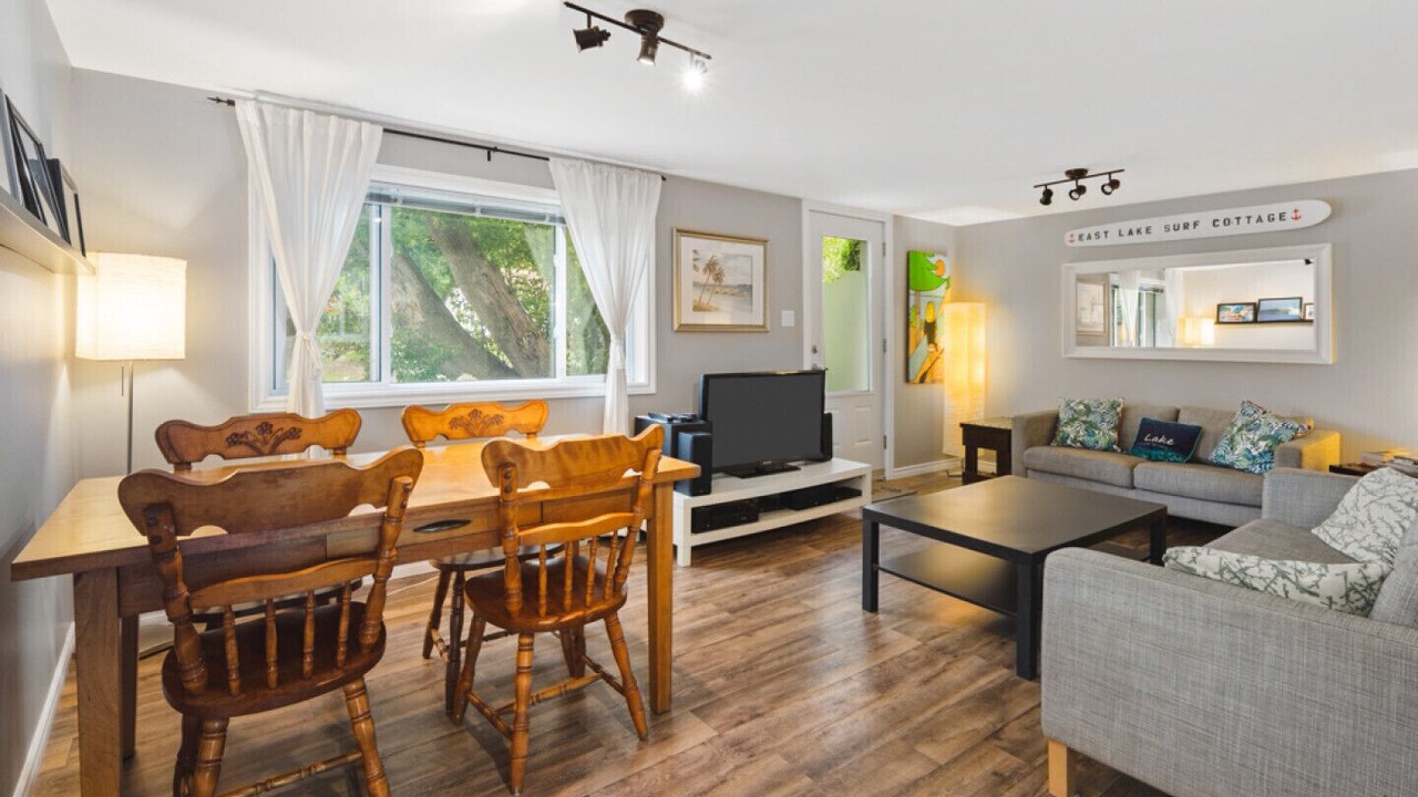 Photo of Livingroom in Picton