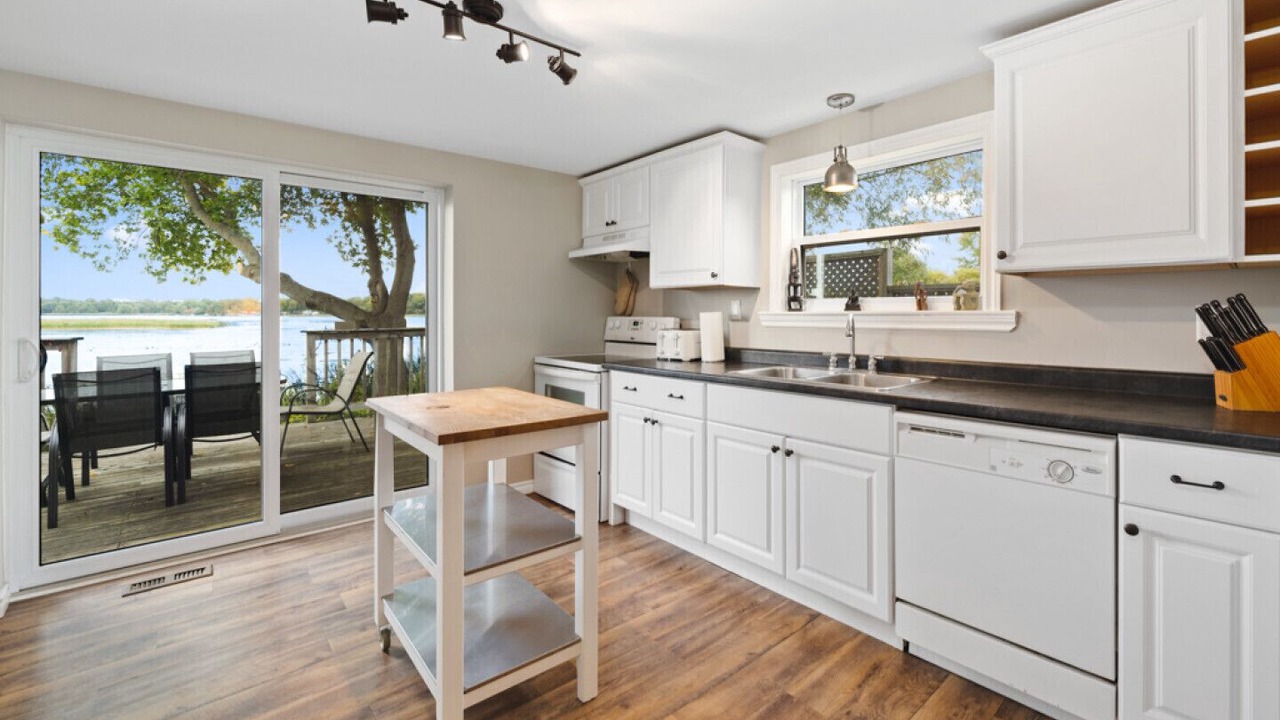 Photo of Kitchen in Picton