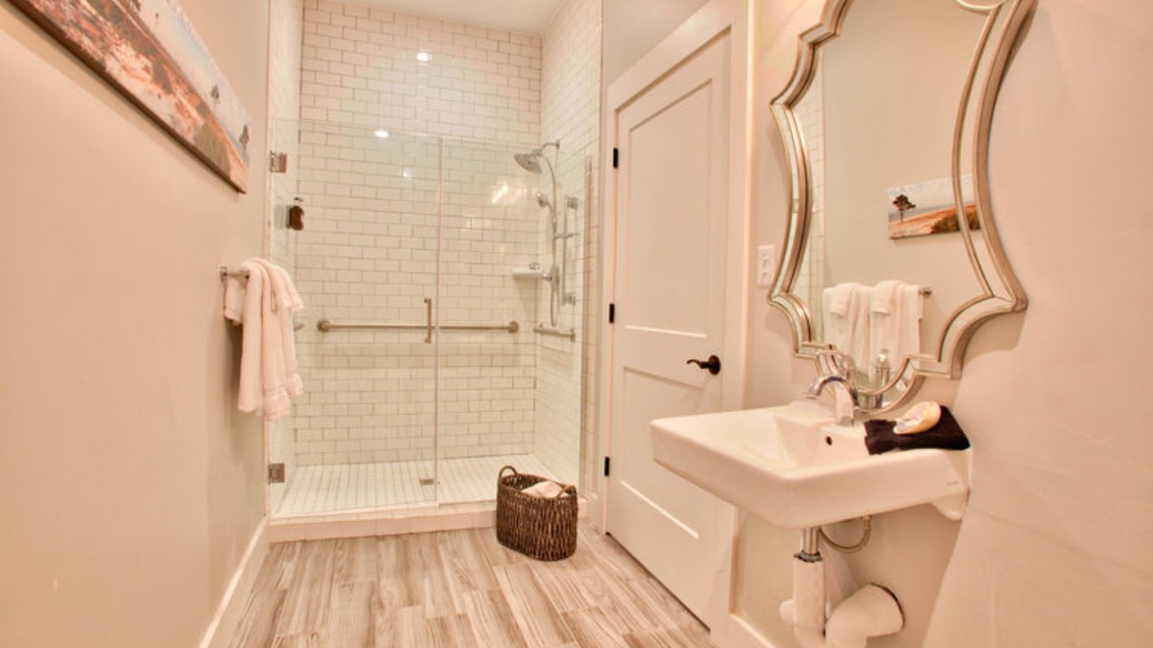 Photo of Bathroom in Biloxi