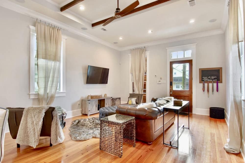 Photo of Livingroom in Saint Claude