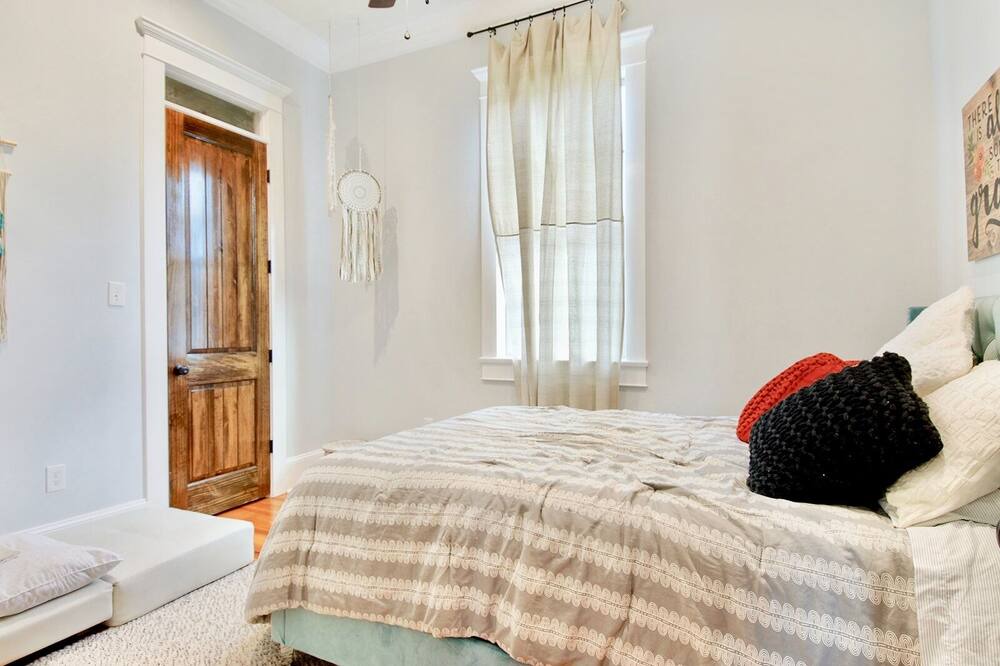 Photo of Bedroom in Saint Claude