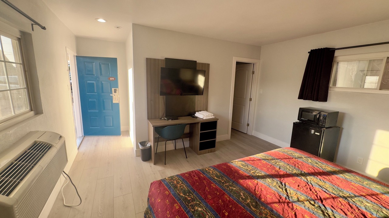 Photo of Bedroom in Norwalk