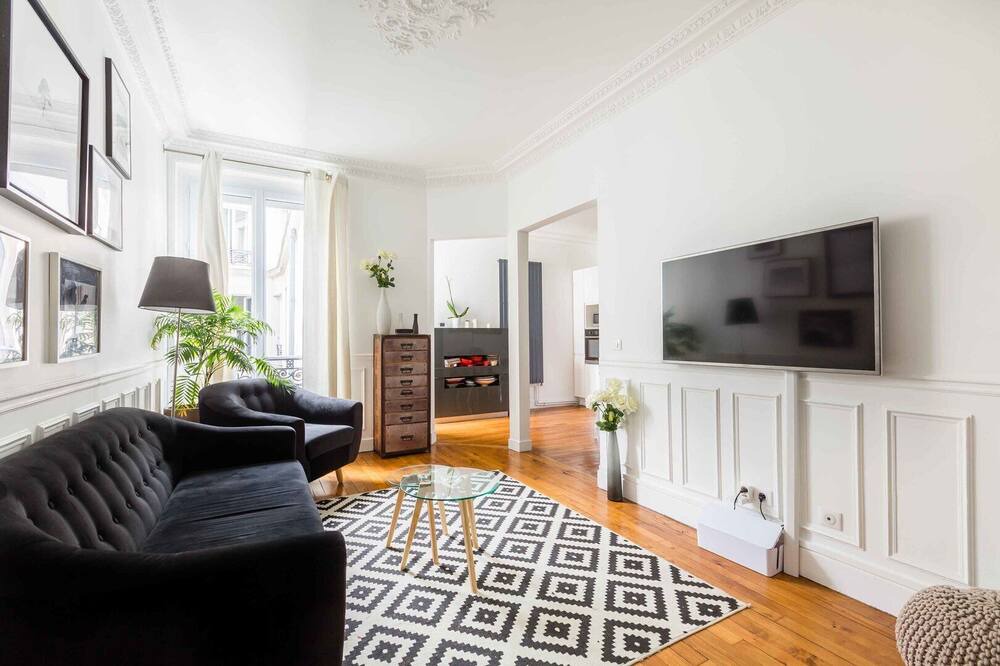 Photo of Livingroom in Passy