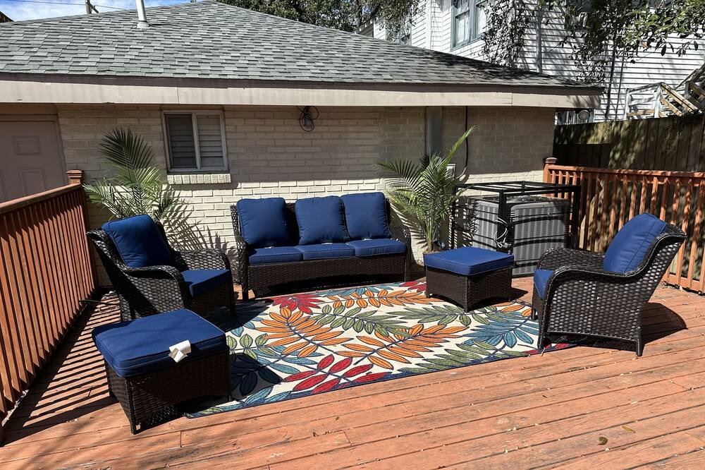 Photo of Patio Balcony in Esplanade Ridge
