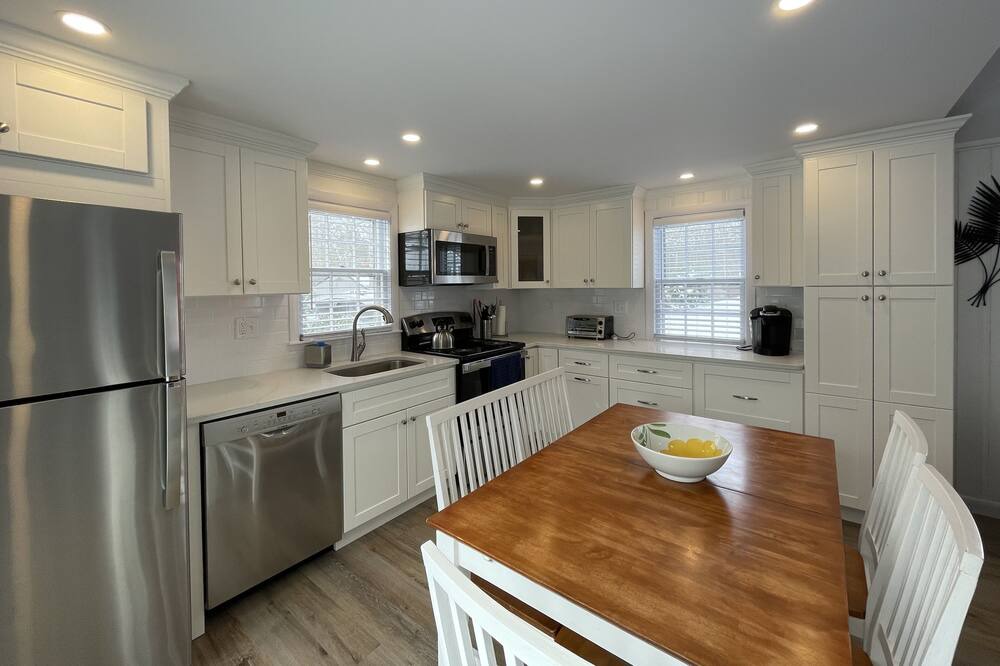 Photo of Kitchen in Popponesset