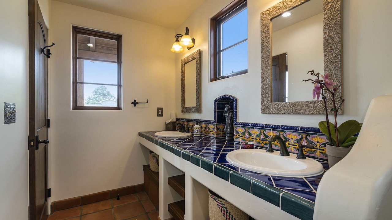 Photo of Bathroom in West Mesa