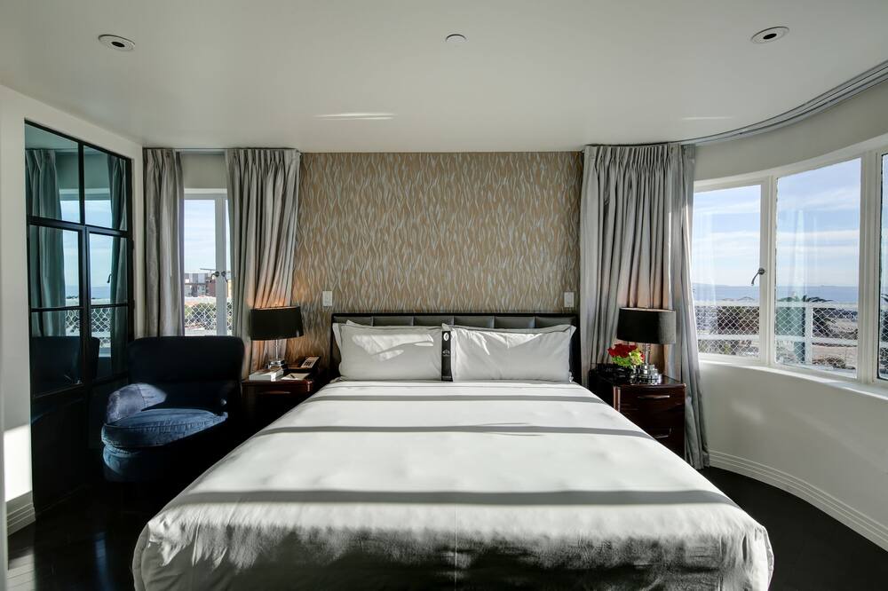 Photo of Bedroom in Downtown