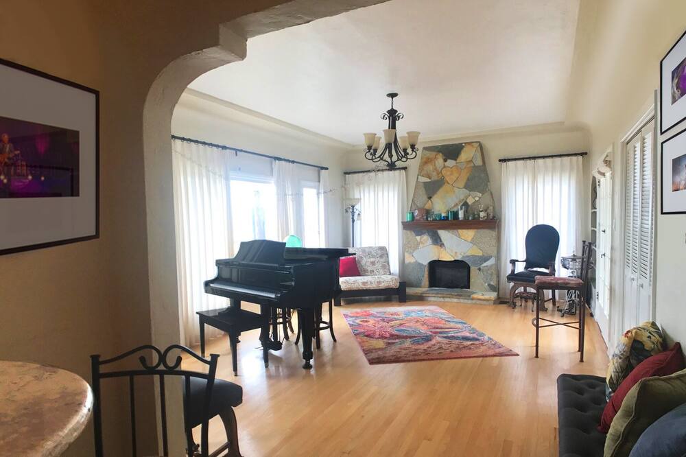 Photo of Bedroom in Ventura