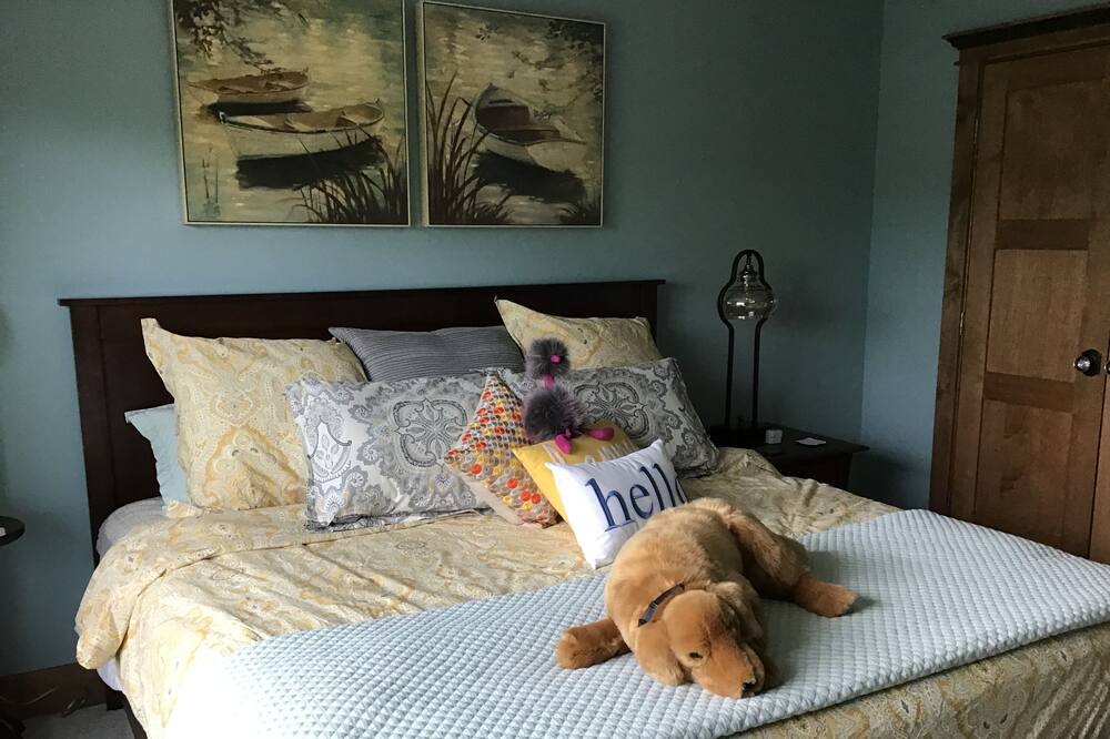 Photo of Bedroom in Minnetonka