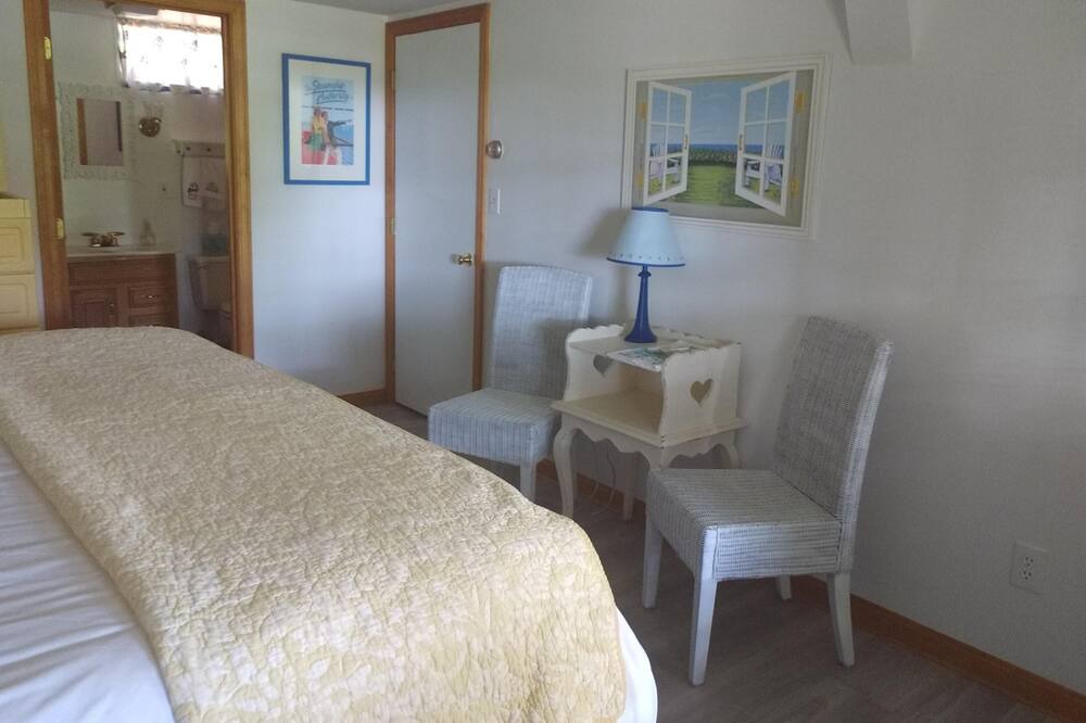Photo of Bedroom in West Chatham