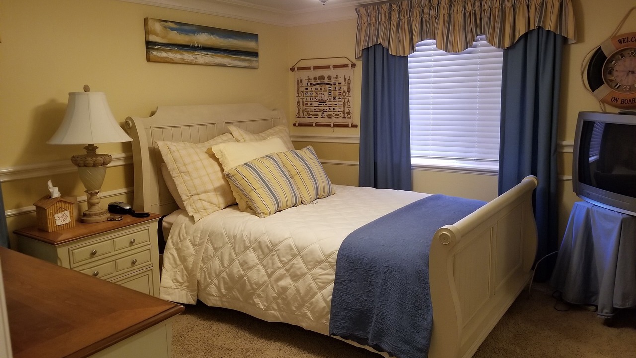 Photo of Bedroom in Hollywood Beach