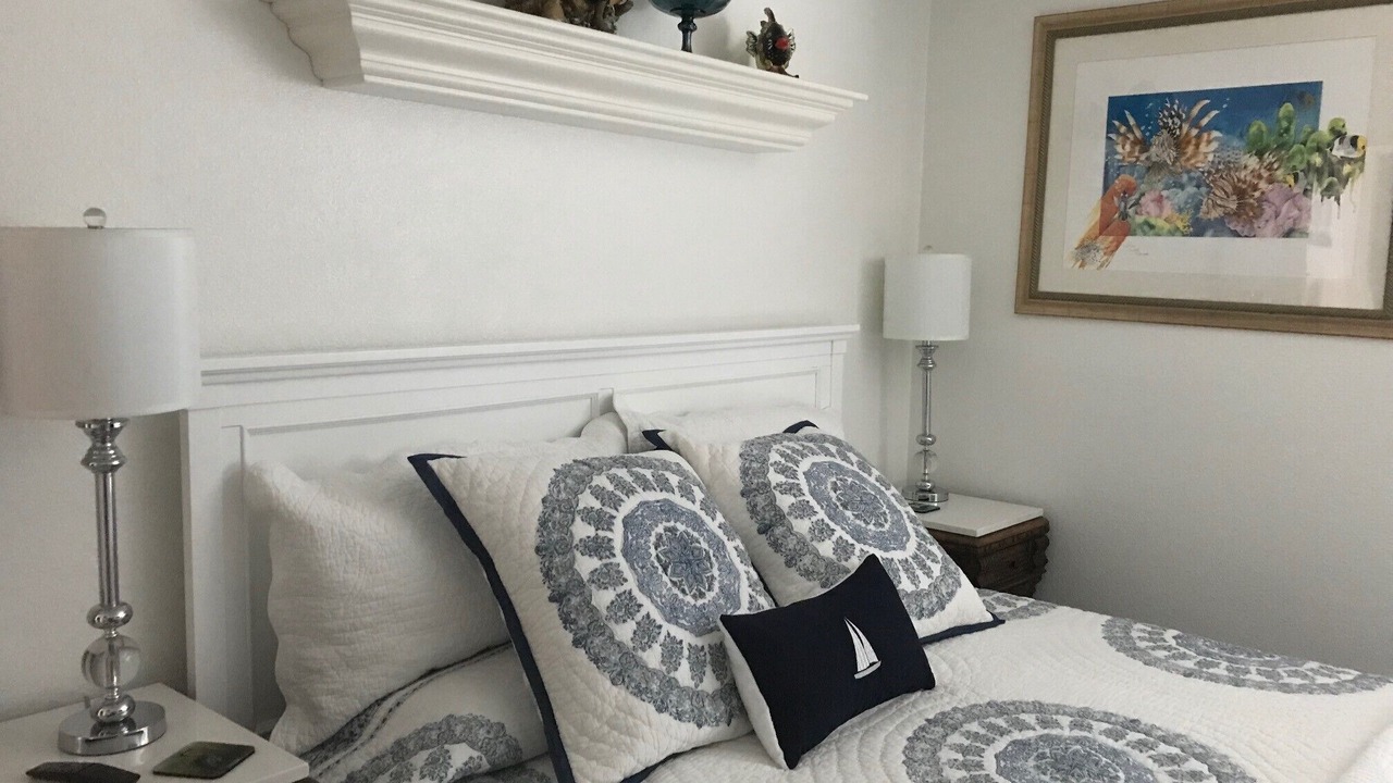 Photo of Bedroom in Hollywood