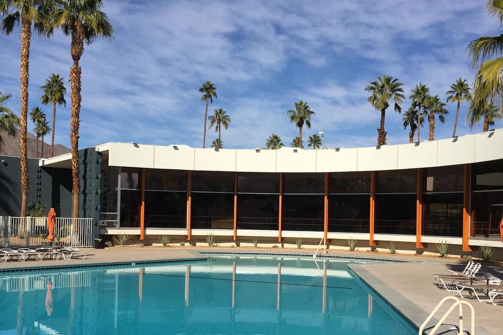 Photo of Outdoor in Twin Palms