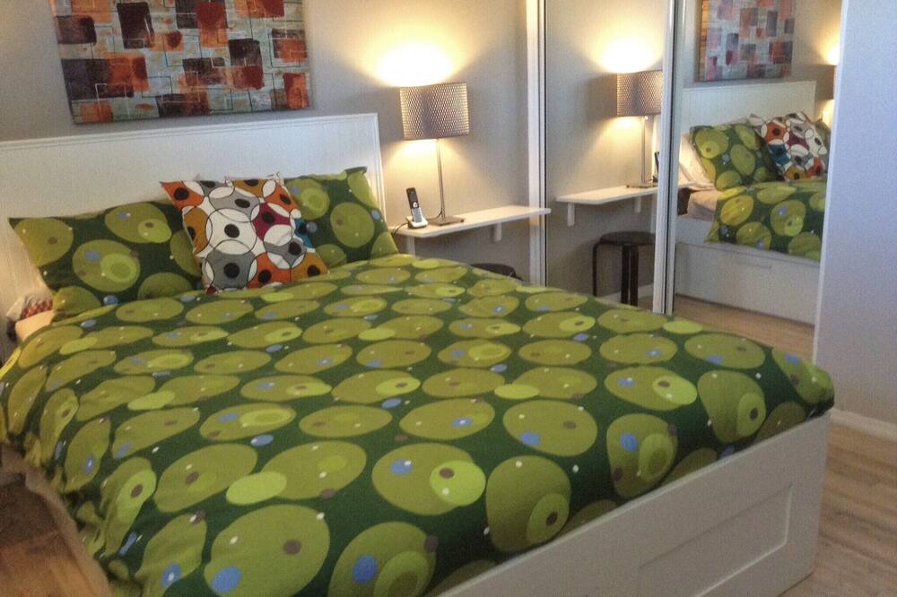 Photo of Bedroom in Twin Palms