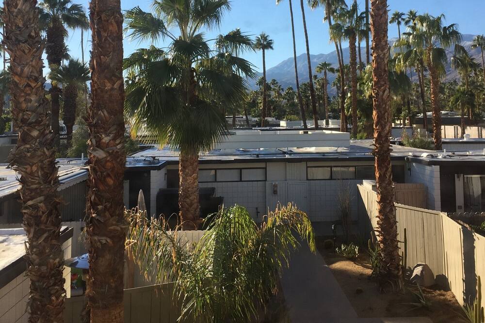 Photo of Bedroom in Twin Palms