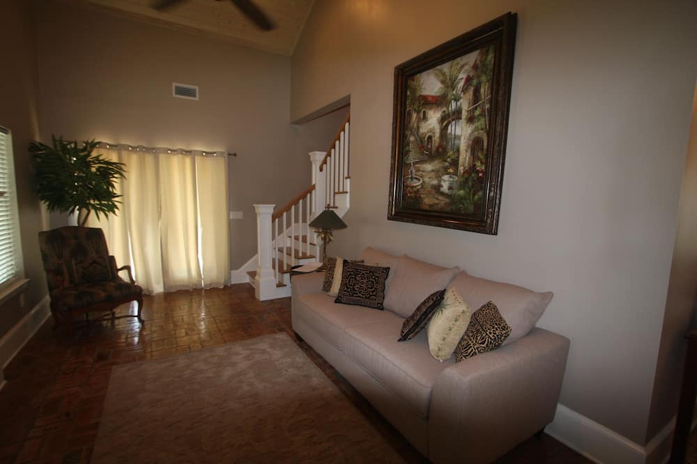 Photo of Livingroom in Old Town