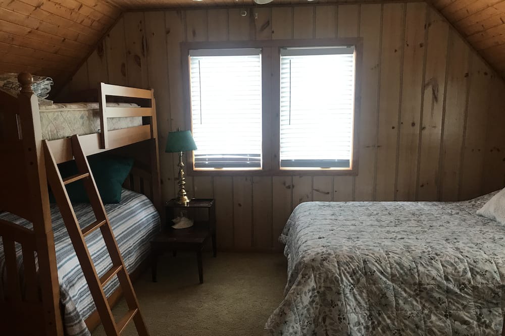 Photo of Bedroom in Waupaca