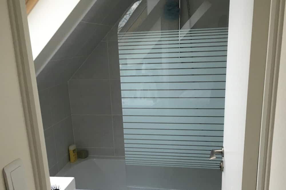 Photo of Bathroom in Jouy-en-Josas