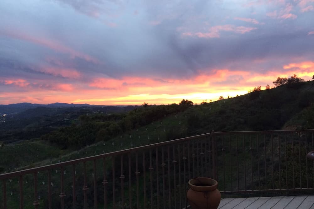 Photo of Patio Balcony in Rainbow CDP