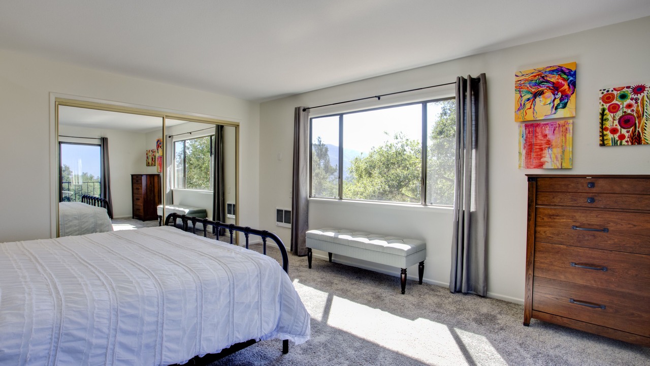 Photo of Bedroom in Carpinteria