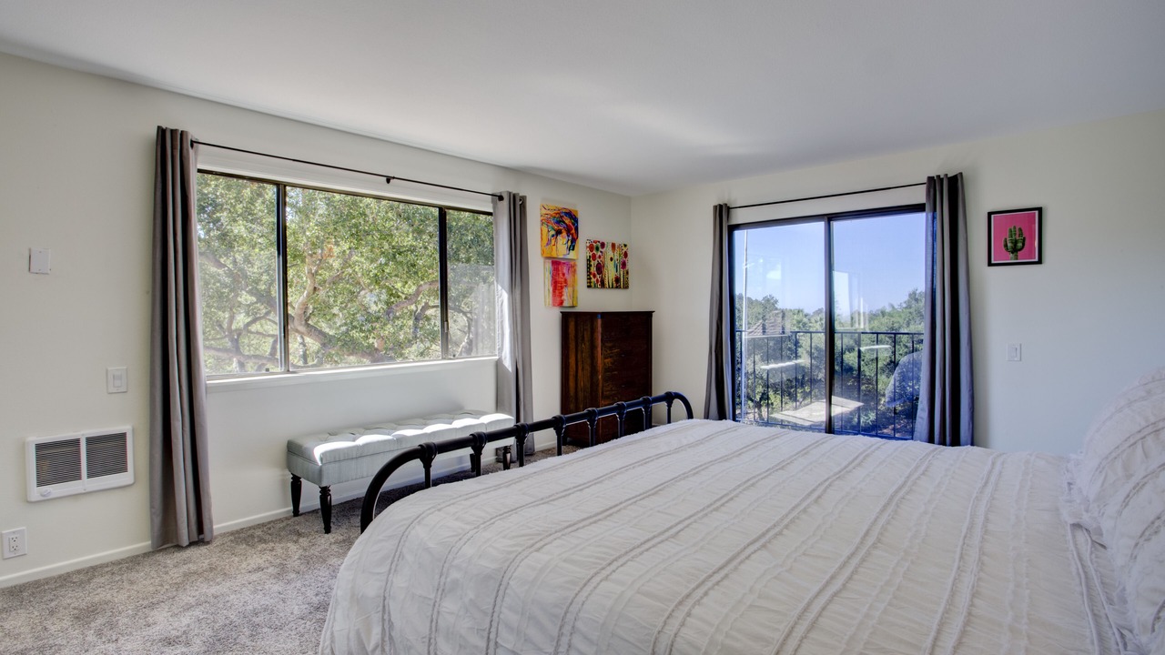 Photo of Bedroom in Carpinteria