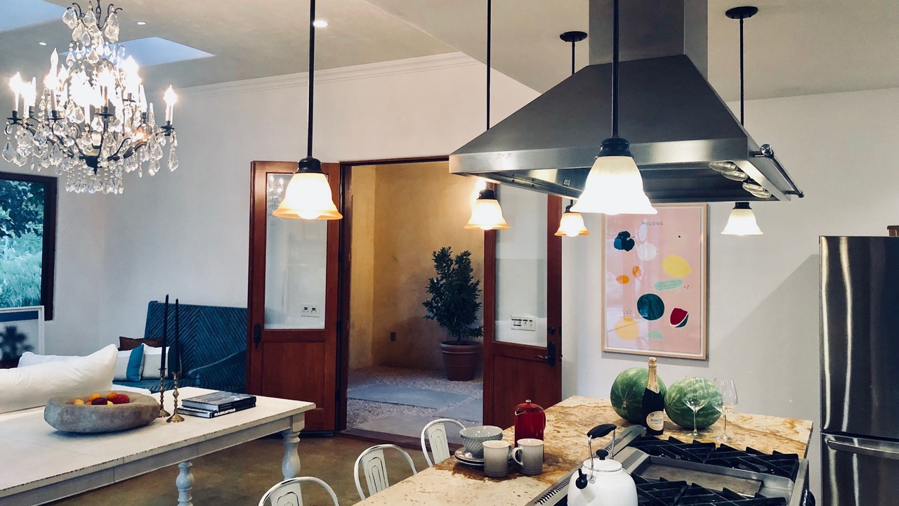 Photo of Kitchen in Meiners Oaks