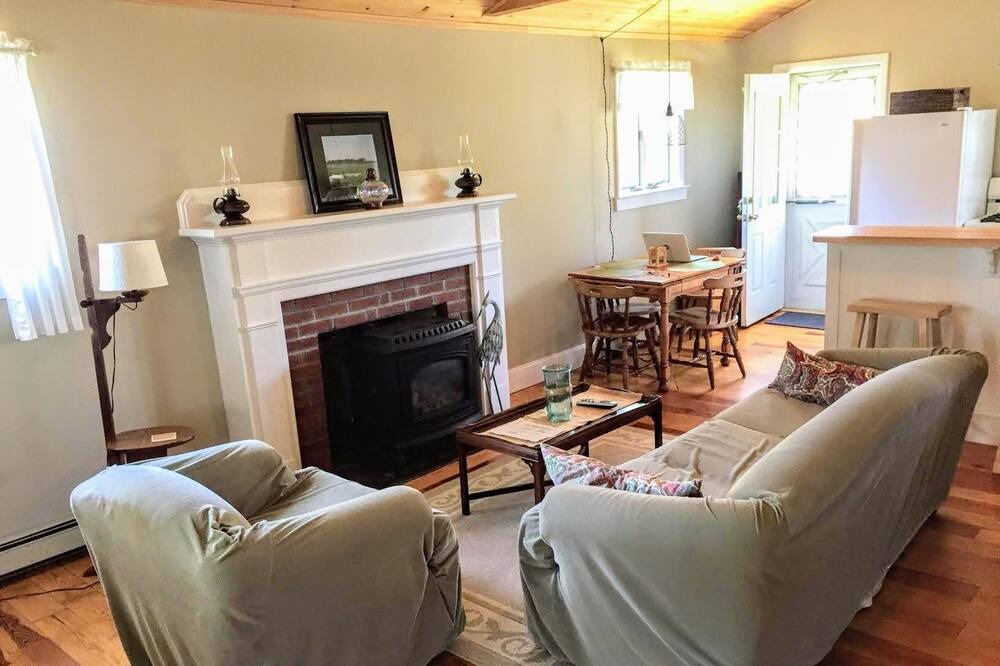 Photo of Livingroom in Wareham
