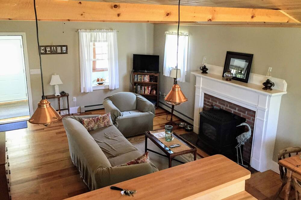 Photo of Livingroom in Wareham